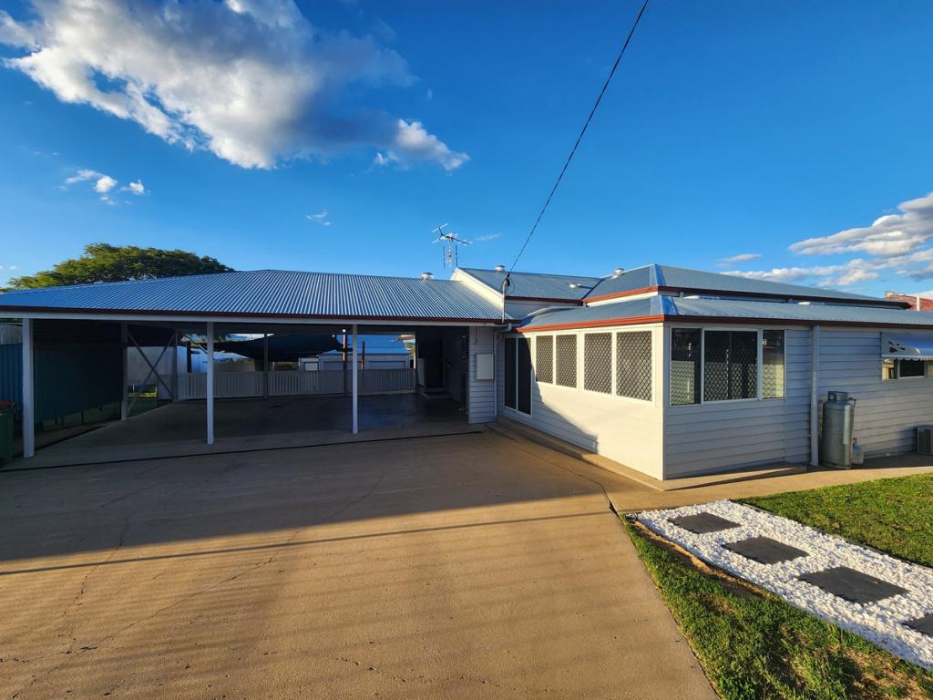 61 Cochrane St, Gatton, QLD 4343
