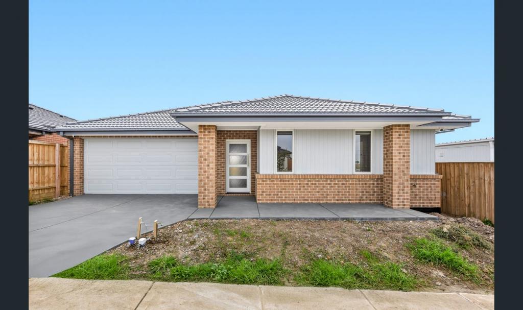 19 Pebble Rd, Pakenham, VIC 3810
