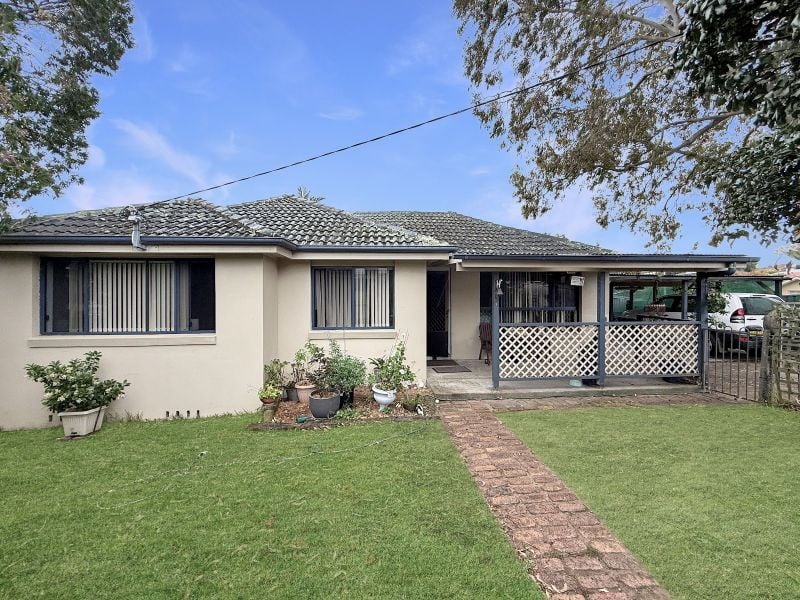 1 Railway St, Wyee Point, NSW 2259