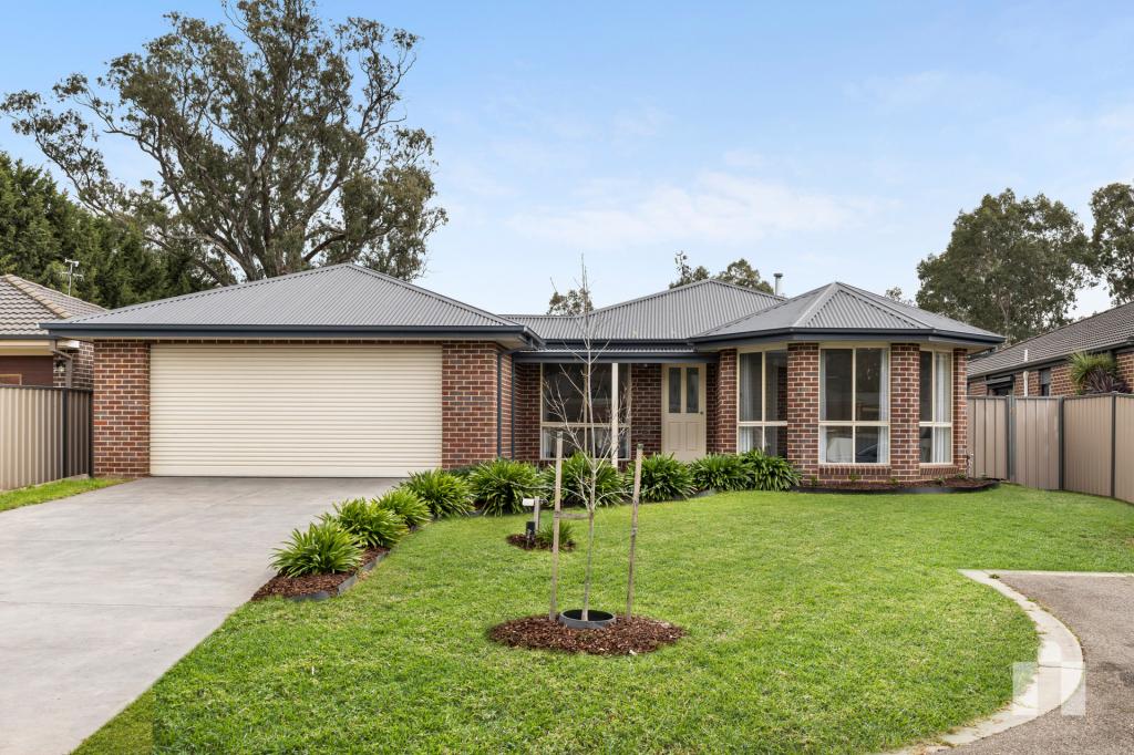 69 Donaldson Dr, Broadford, VIC 3658