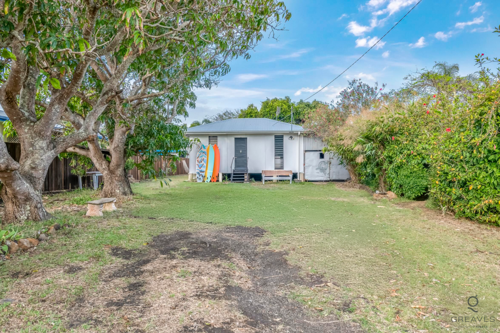 48 Welch St, Elliott Heads, QLD 4670