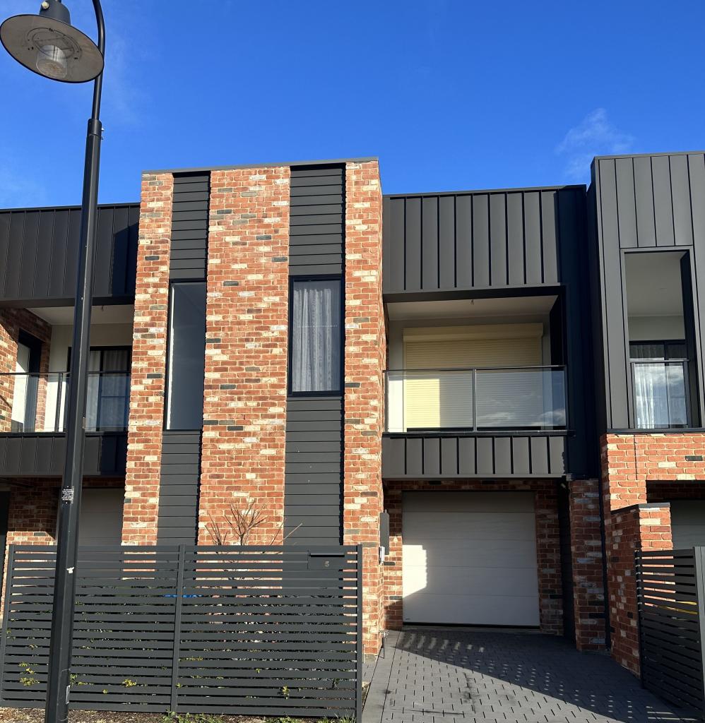 5 Pultawilta Ave, Enfield, SA 5085