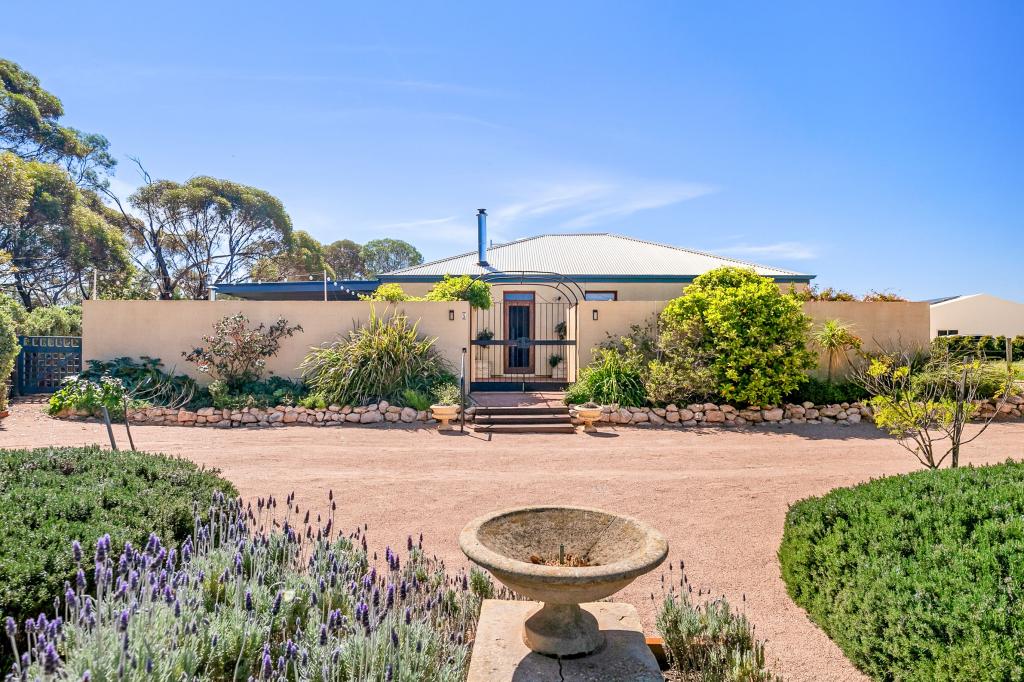 5 Berriman Rd, Berri, SA 5343