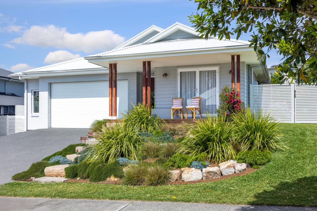 92 Parker Cres, Berry, NSW 2535