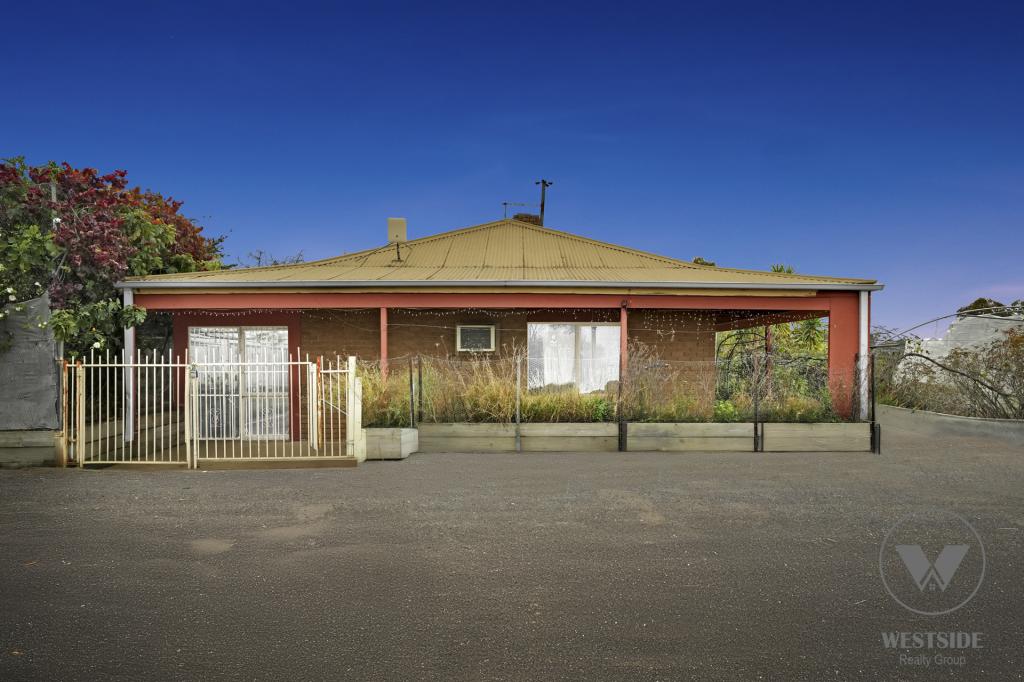 2-20 The Bullock Trk, Melton West, VIC 3337