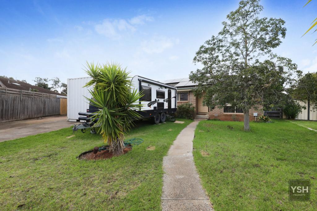 2 Berwick Pl, Melton West, VIC 3337