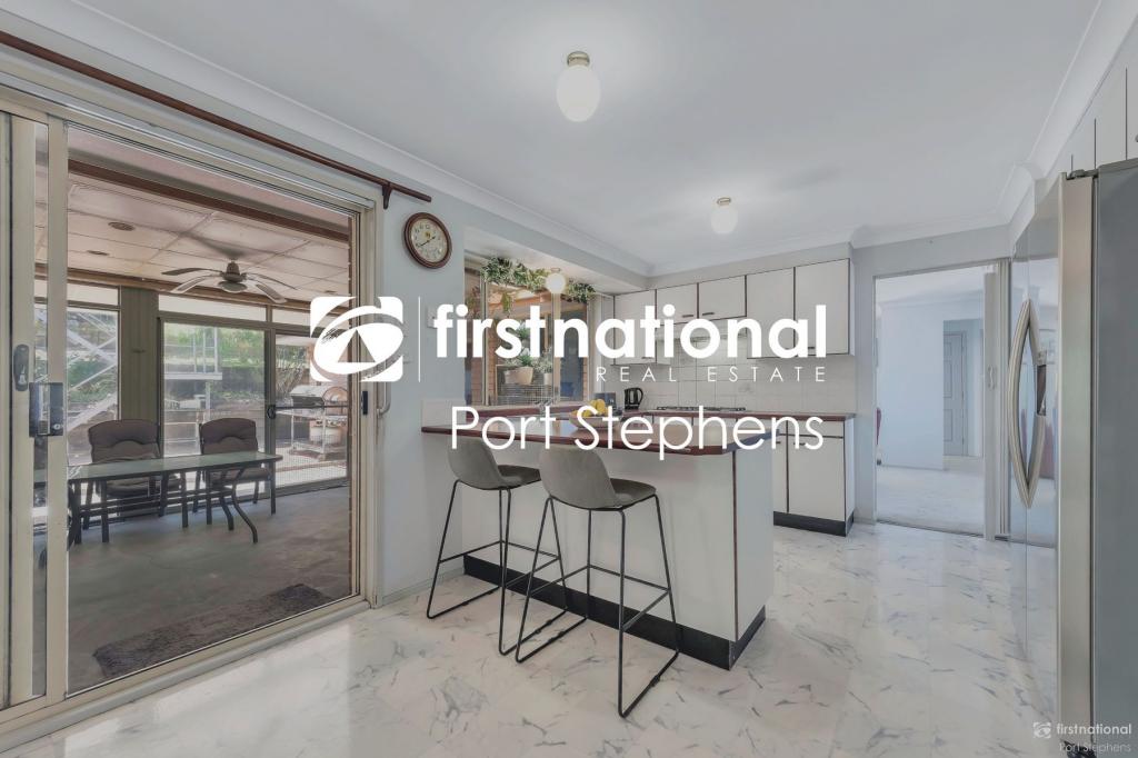 11 Ensign Cl, Corlette, NSW 2315