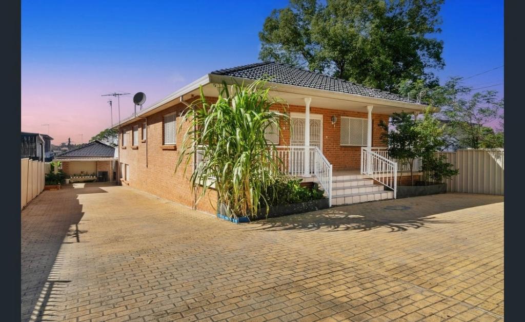 46 Pomona St, Greenacre, NSW 2190