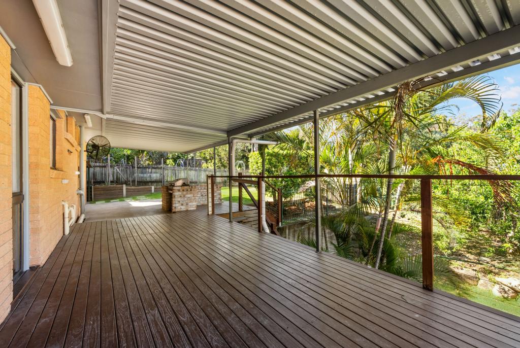 241 Patricks Rd, Ferny Hills, QLD 4055
