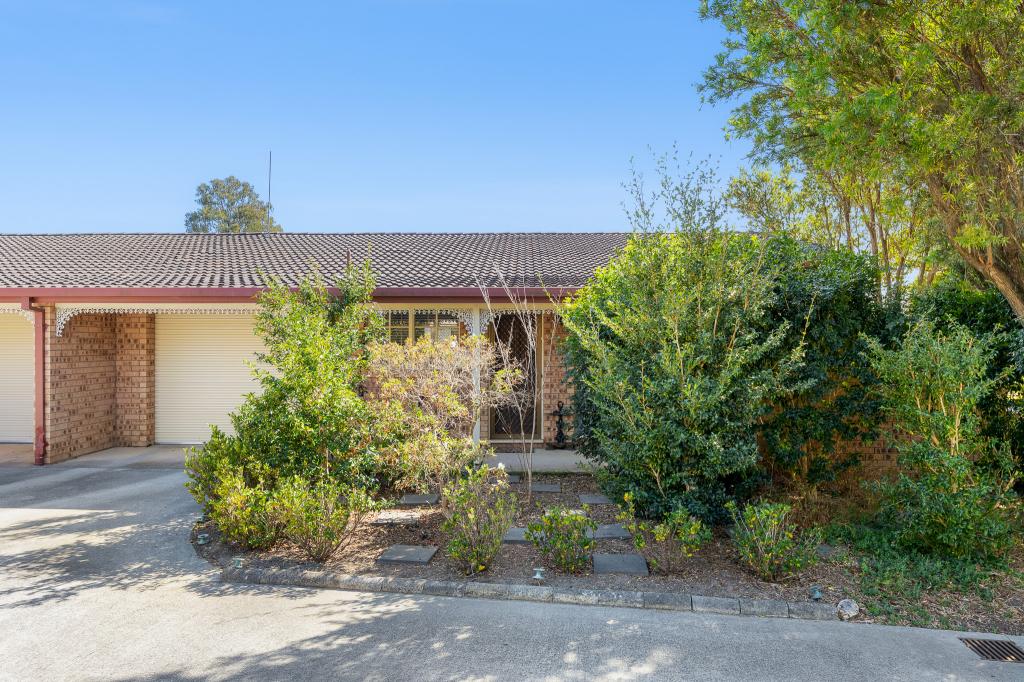 4/11 Eric Fenning Dr, Surf Beach, NSW 2536