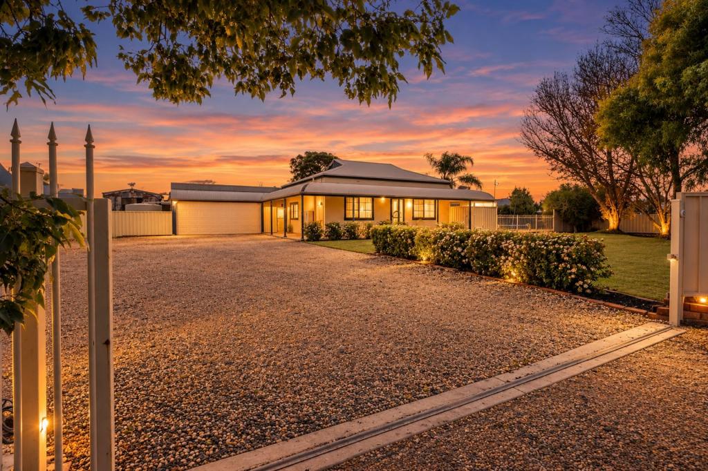 16 Chabrel Rd, Barmera, SA 5345