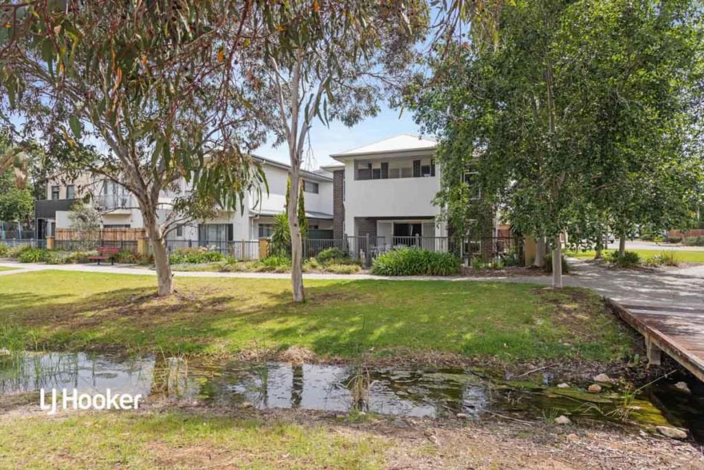 16 Mowbray St, Mawson Lakes, SA 5095