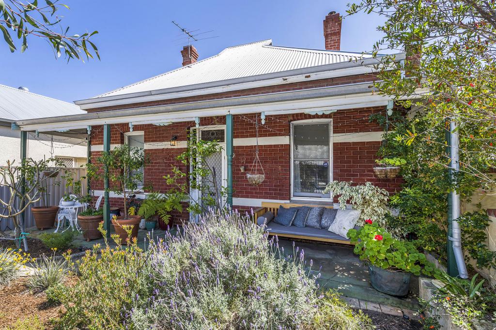 9 DANGAN ST, PERTH, WA 6000