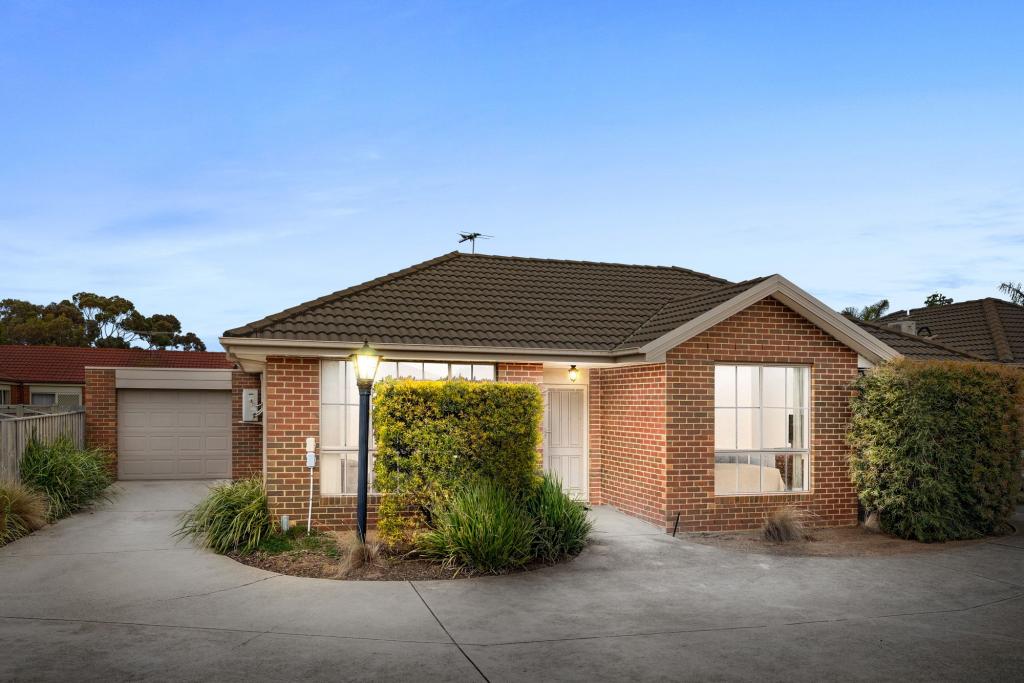 2/270 Shaws Rd, Werribee, VIC 3030