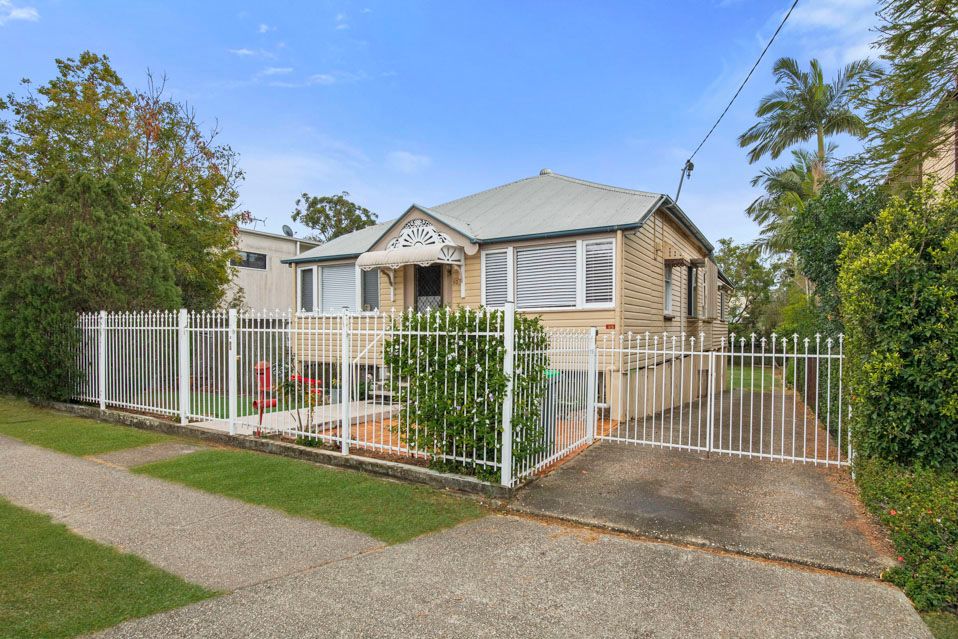93 Junction Rd, Clayfield, QLD 4011