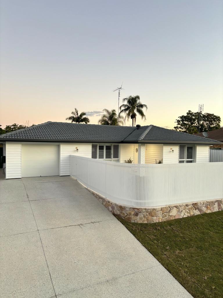 8 Lurnea Cres, Mountain Creek, QLD 4557