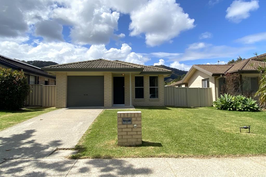 8 Carrall Cl, Coffs Harbour, NSW 2450