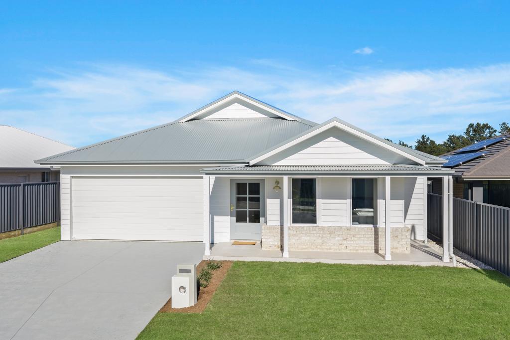 27 Spica St, Badagarang, NSW 2540