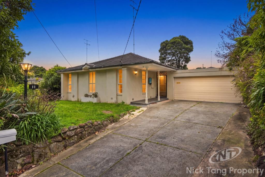 11 Roseville Ave, Doncaster, VIC 3108