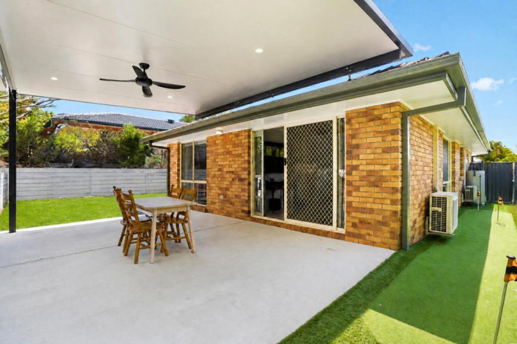 37 Sandalwood Tce, Nerang, QLD 4211