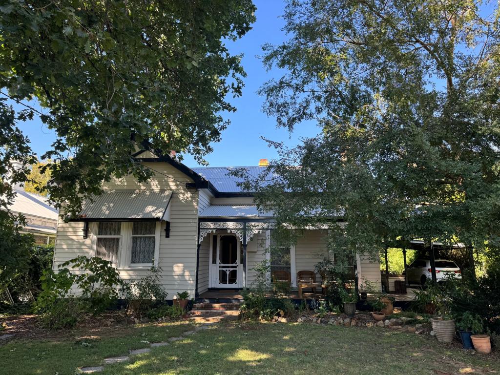3 Stevenson St, Murchison, VIC 3610