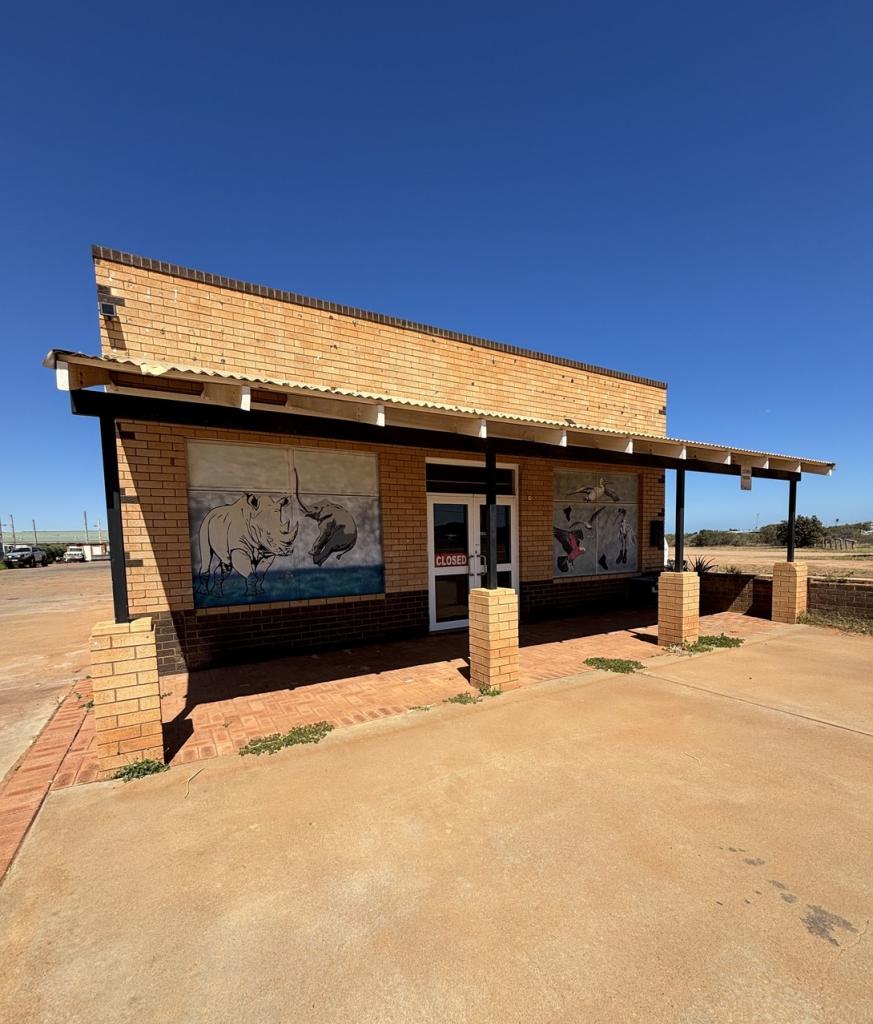 408 Robinson St, East Carnarvon, WA 6701