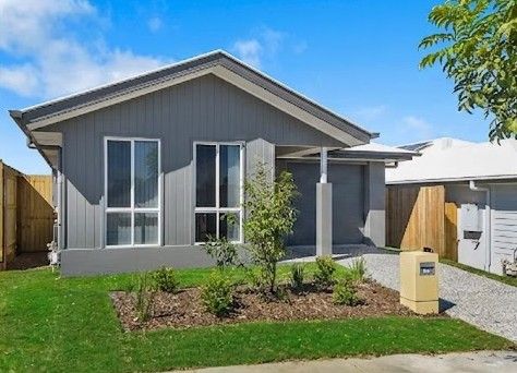 10 RAVEN ST, RIPLEY, QLD 4306