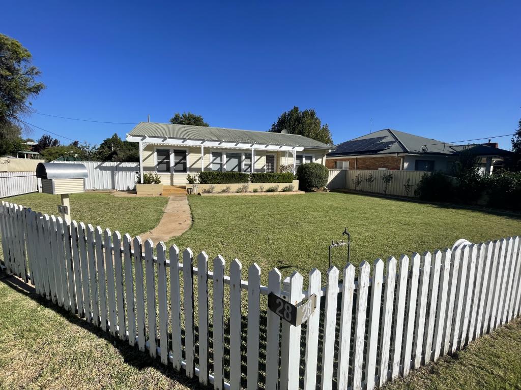 28 Messner St, Griffith, NSW 2680