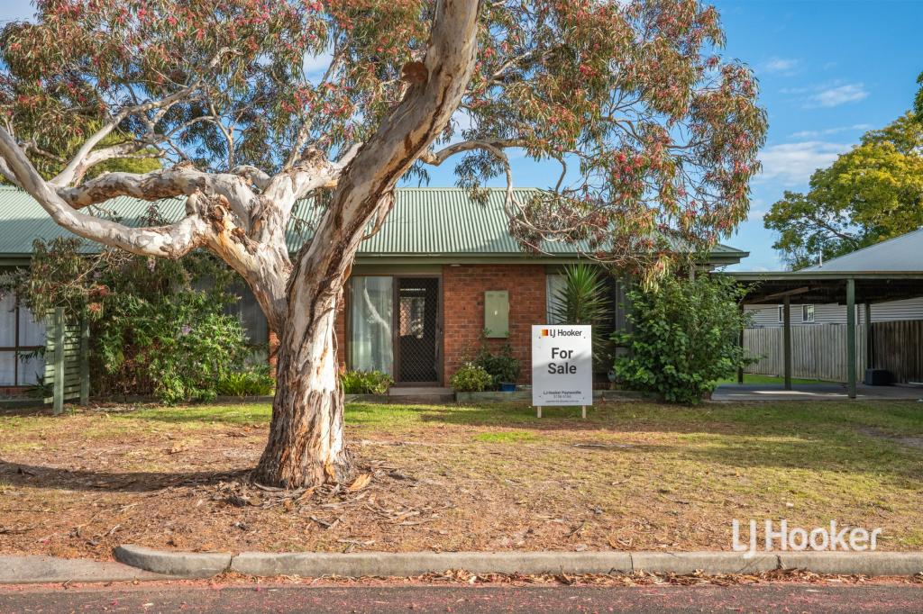 1/19 Toonalook Pde, Paynesville, VIC 3880