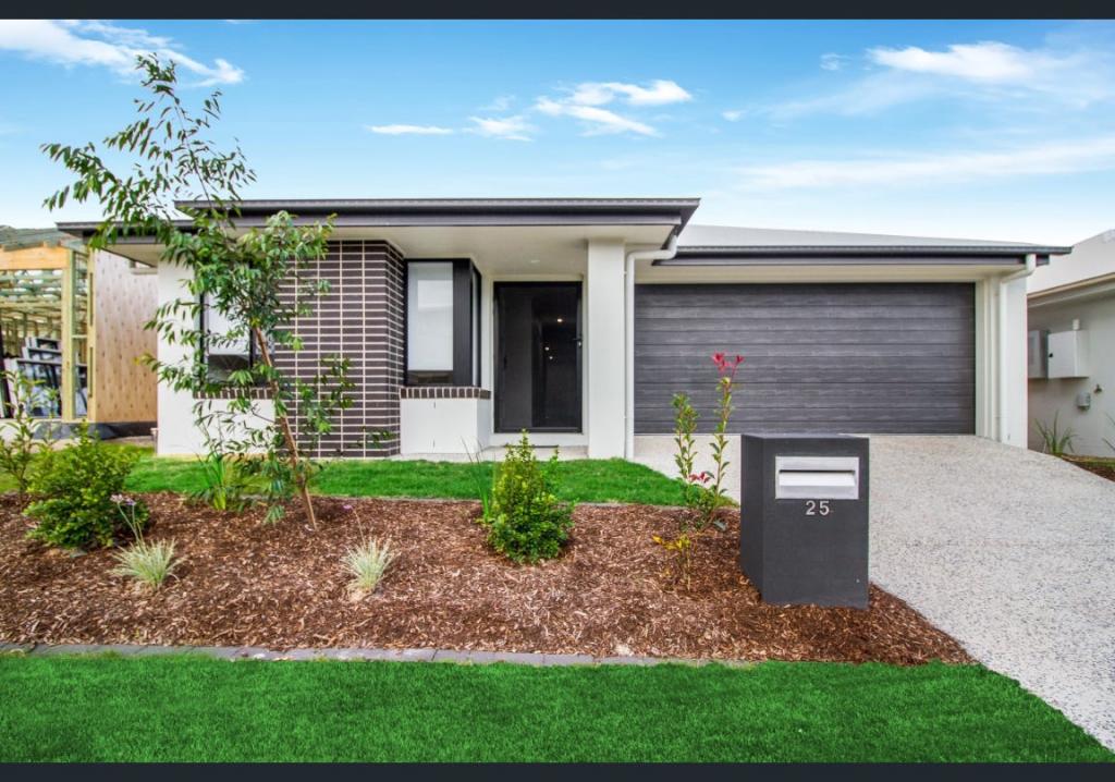 25 LIVISTONA ST, REDLAND BAY, QLD 4165