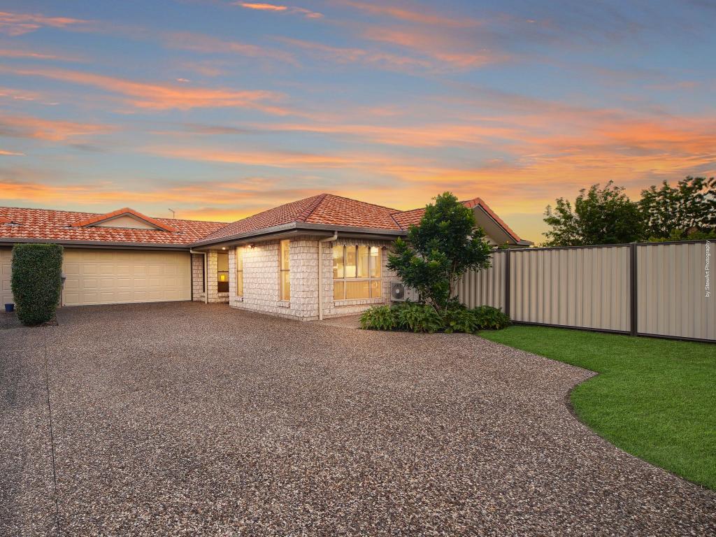 2/41 Pembridge Cct, Urraween, QLD 4655