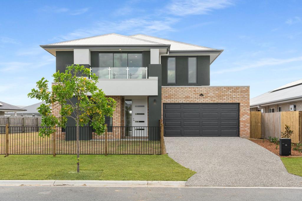 15 PETRAL DR, FLAGSTONE, QLD 4280