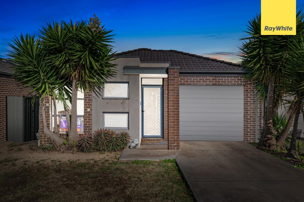 2/3 Claire Ct, Kurunjang, VIC 3337