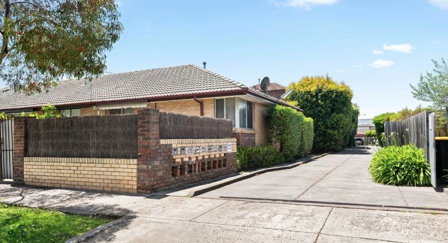 13/12 Surrey St, Pascoe Vale, VIC 3044