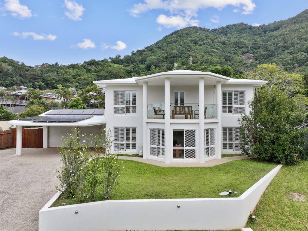 8 TANGANELLI CL, KANIMBLA, QLD 4870