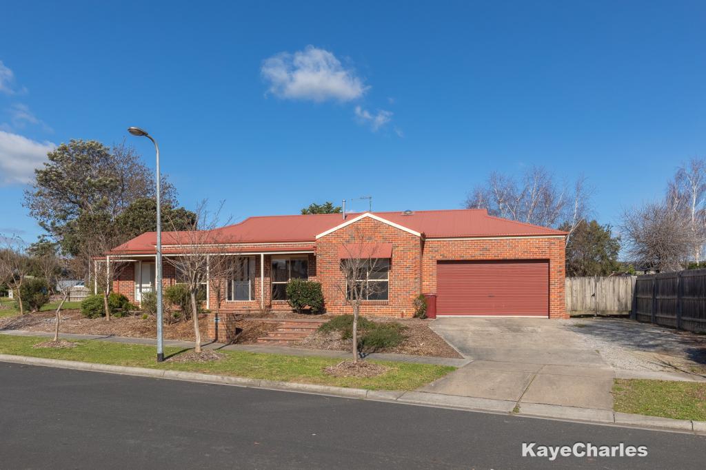10 Kimberly Ct, Berwick, VIC 3806
