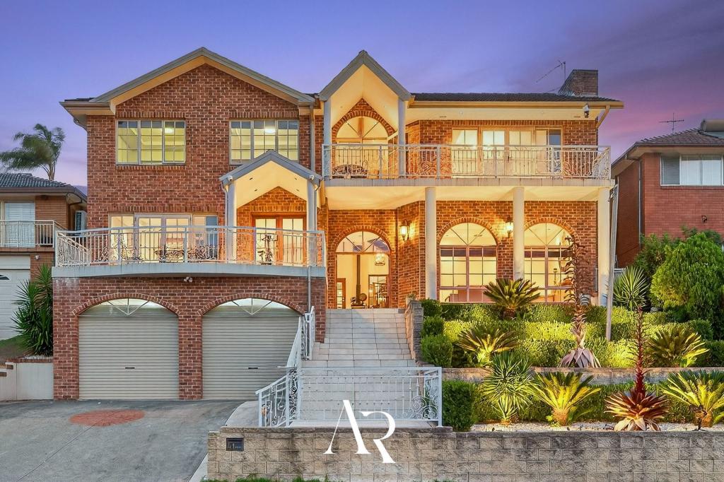 41 Caroline Cres, Georges Hall, NSW 2198