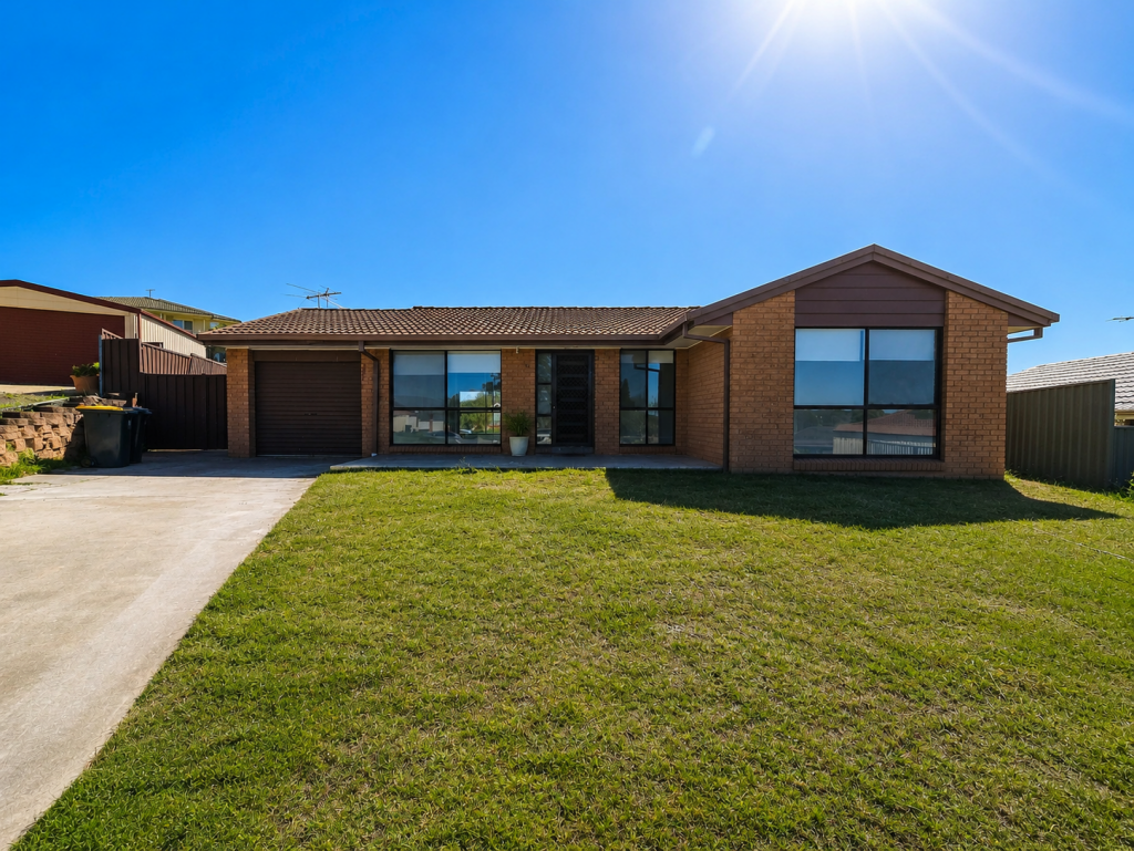 16 Bianca Pl, Rosemeadow, NSW 2560