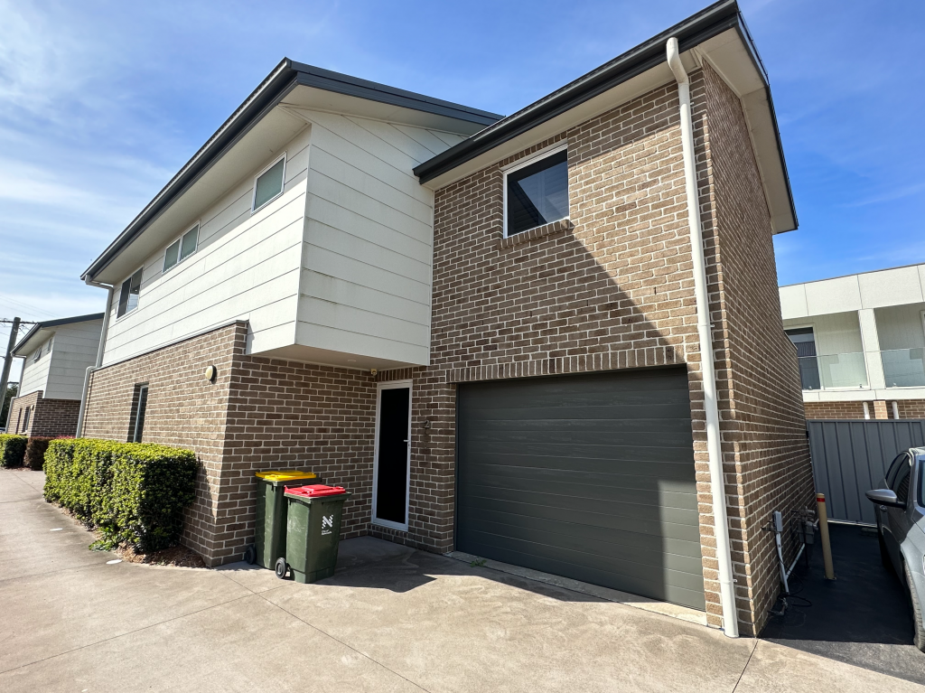 2/3 Court St, Adamstown, NSW 2289