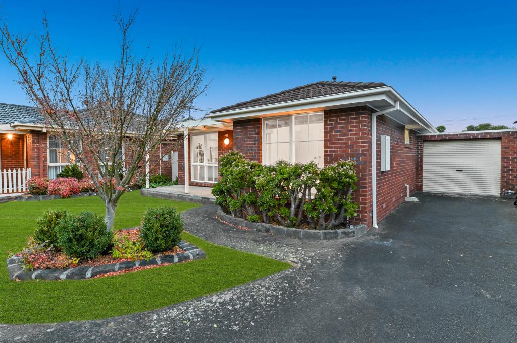 2/4 Acacia Gr, Glen Waverley, VIC 3150