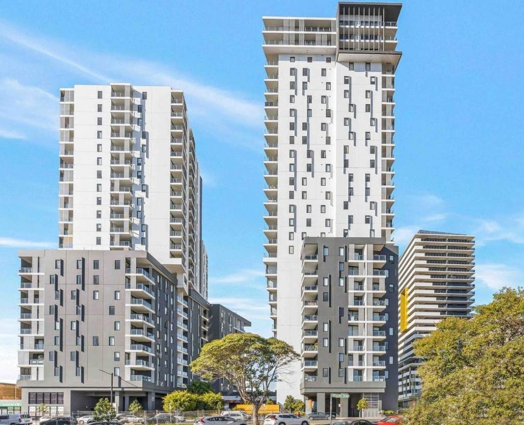 100 CASTLEREAGH ST, LIVERPOOL, NSW 2170