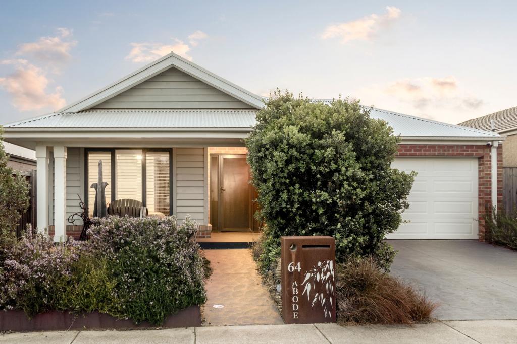 64 ABODE ST, ARMSTRONG CREEK, VIC 3217