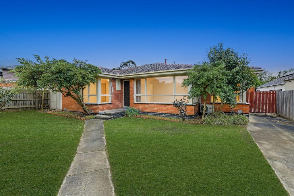 25 St Clair Rd, Wantirna South, VIC 3152