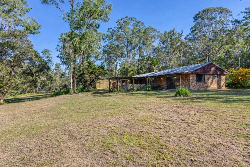 132 Scout Rd, Kurwongbah, QLD 4503
