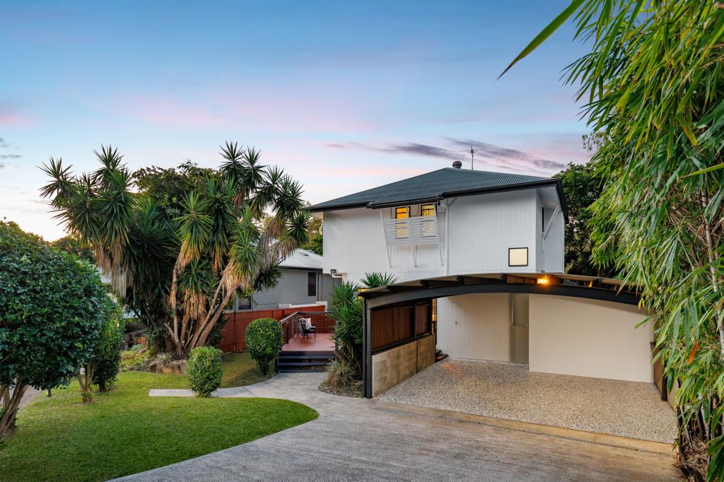 66 Palm St, Kenmore, QLD 4069