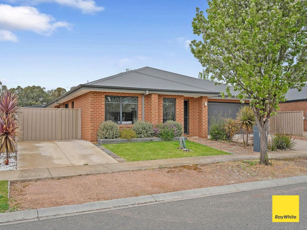 6 Randall Way, Ascot, VIC 3551