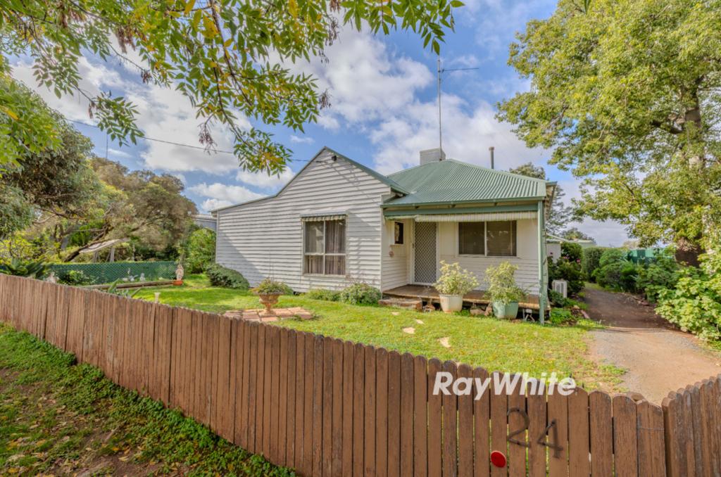 24 Abbott St, Birchip, VIC 3483