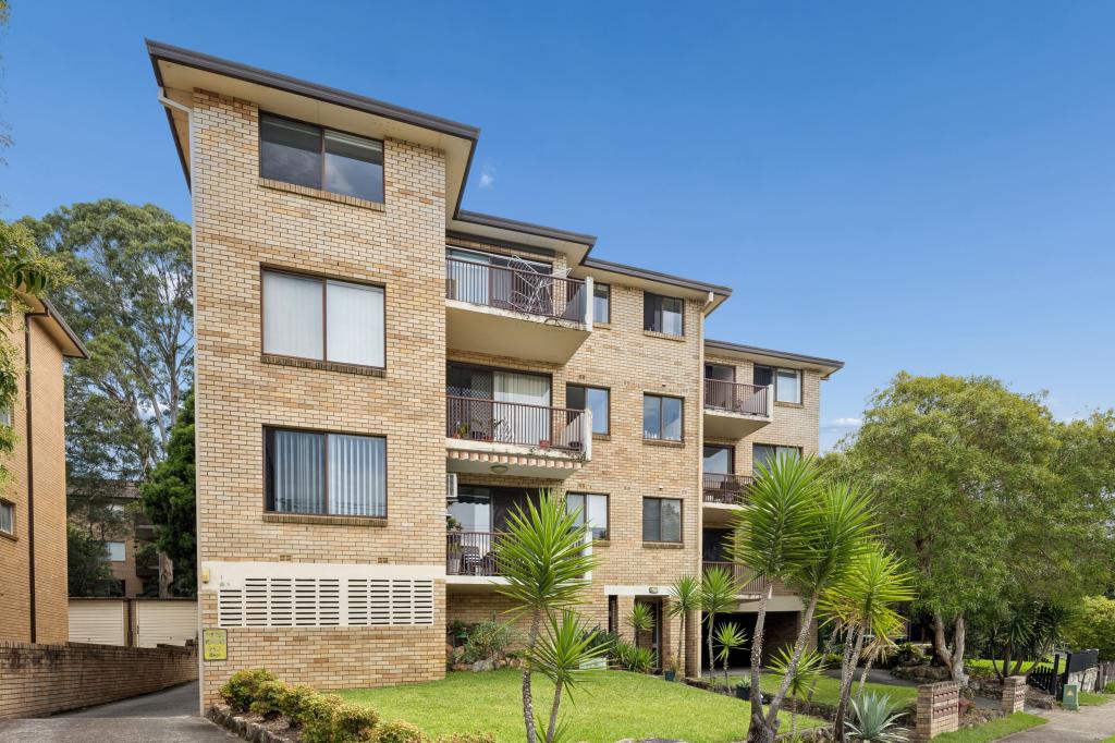 2/5 Willison Rd, Carlton, NSW 2218