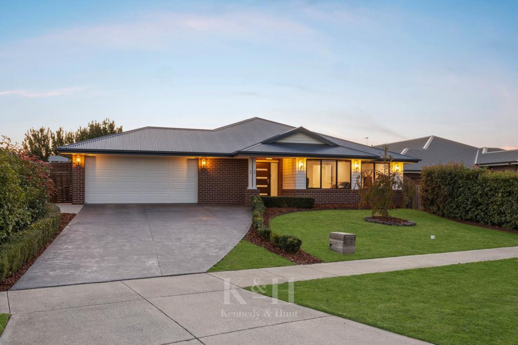 22 CHILDE HAROLD RD, GISBORNE, VIC 3437