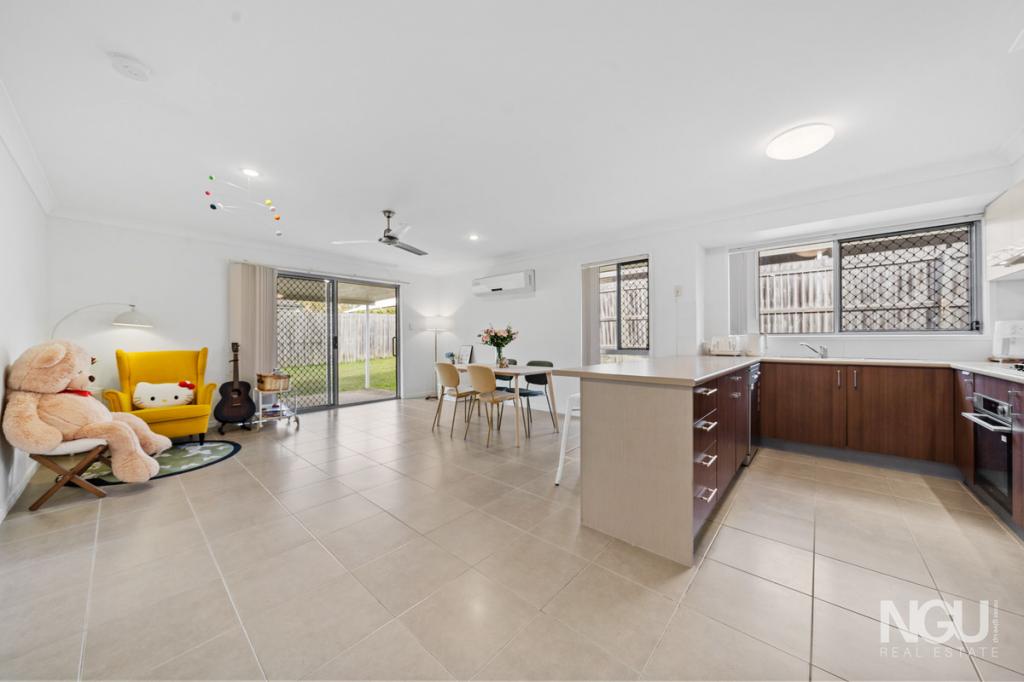 2 Brendan Thorne Pl, Marsden, QLD 4132